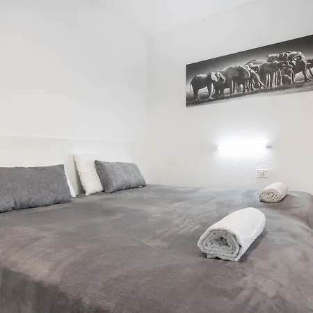 Castle Harbour Heated Pool Views By Lovetenerife Apartment Los Cristianos (Tenerife)
