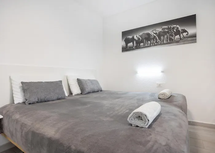 Castle Harbour Heated Pool Views By Lovetenerife Apartment Los Cristianos (Tenerife)
